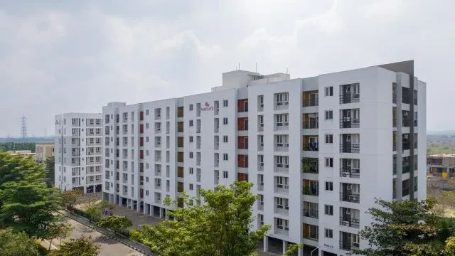 Navin Hillview Avenue