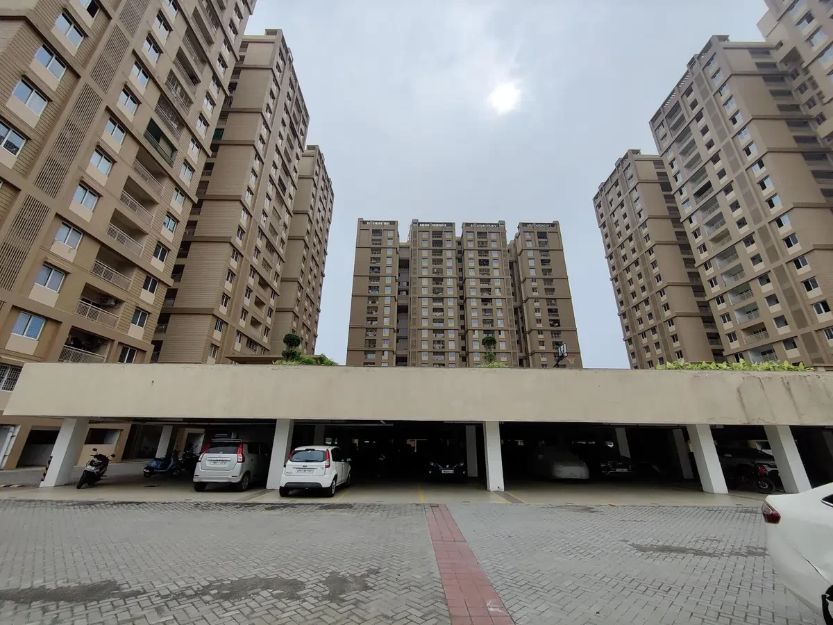 Pacifica Aurum Pride Towers